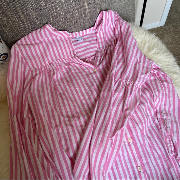 Old Navy Button Down Shirt - Picture 3 of 3